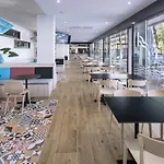 Marinada Apartahotel