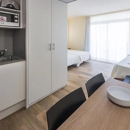 Lejlighedshotel Marinada 2*