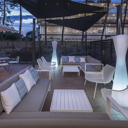 Marinada Aparthotel 2*